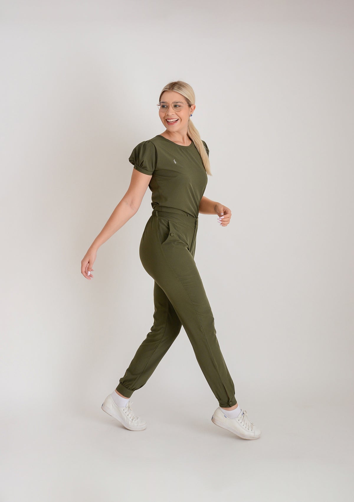 Daisy Tela Antifluido Stretch Mujer